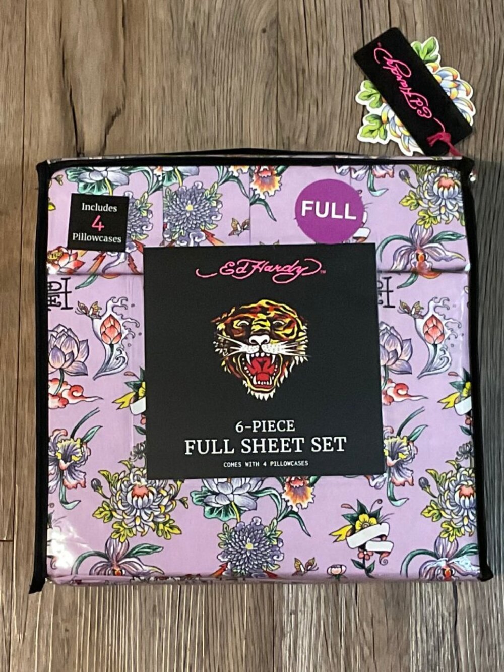 Ed Hardy 6 Piece Sheet Set Featuring Japanese Chrysanthemum, Size Full--NEW